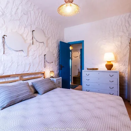 Holiday home Haus In Sant Antioco Mit Ueberdachtem Parkplatz Crisionis