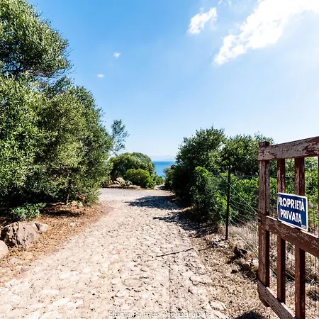 Holiday home Haus In Sant Antioco Mit Ueberdachtem Parkplatz Crisionis